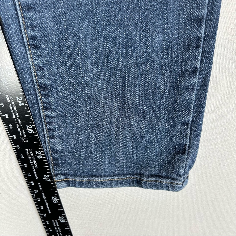 Just Black Boyfriend Jeans Womens 28 Blue Denim Distressed Medium Wash Mid Rise - Picture 9 of 11